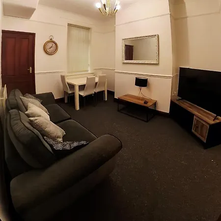 Homestay 2 - Double In Shared House